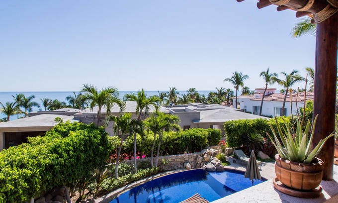 Palmilla Villa | A pie de la Palmilla! Caleta Villa- El paraíso te espera! Piscina privada, spa y playa!