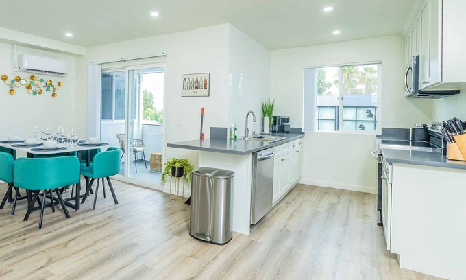 Altadena Apartamento | Newly Remodeled 2B2B APT close to Pasadena