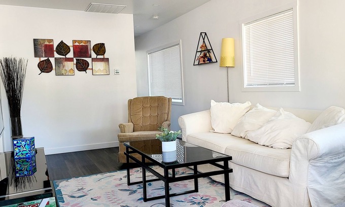 Hillsboro Casa | Newly Remodeled 3/2 w/ King Bed Near Intel