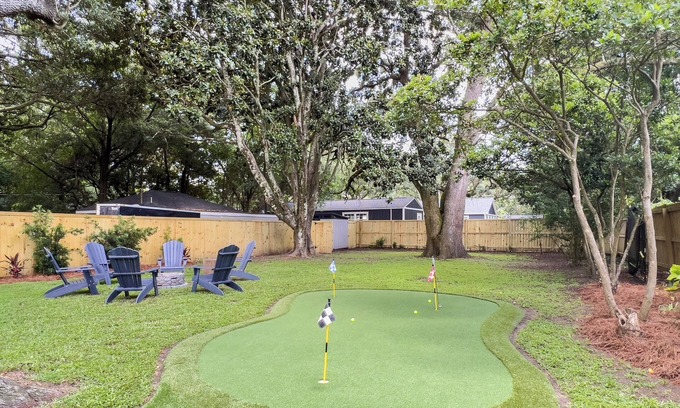 Charleston Casa | Newly remodeled 3-bedroom house close to downtown Charleston and Folly beach!