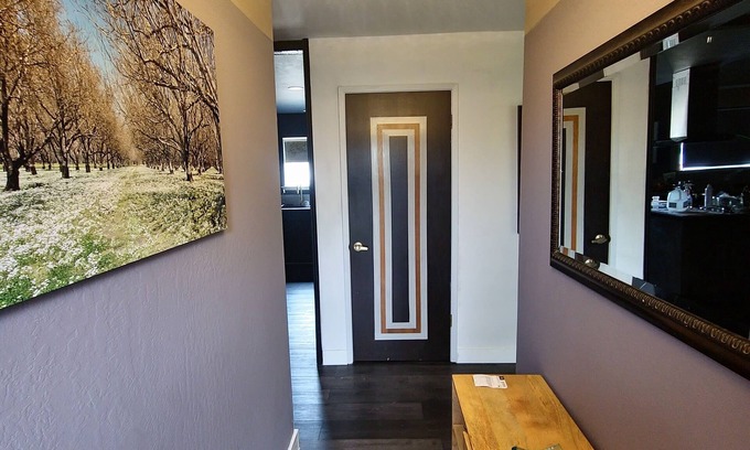 Lucerne Apartamento | Newly Remodeled Furnished Upper 1250sq unit
