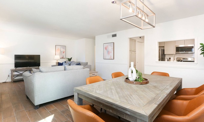 Leon Valley Casa | Newly Remodeled House in a Quiet Neighborhood.