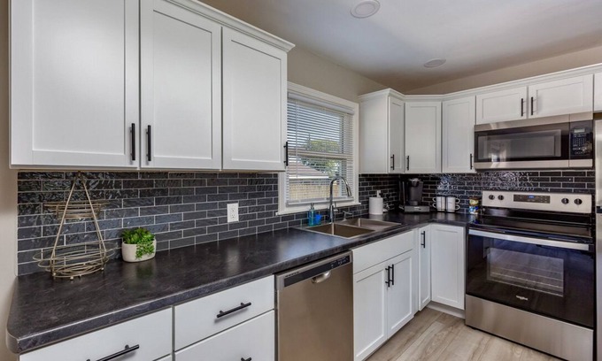 Moline Casa | Newly Remodeled Moline Ranch Home, Super Clean, 3BR, Great Location