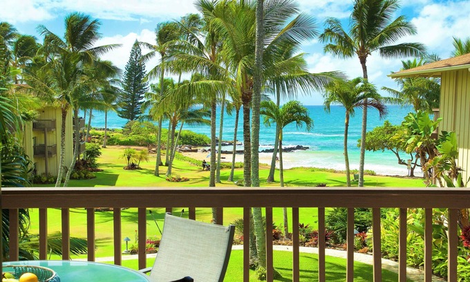 Wailua Condominio | Newly Remodeled, Ocean View, Beachfront Paradise at Lae Nani