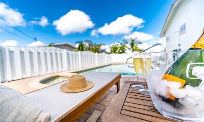 Florida Ridge Casa | Newly Remodeled Private Pool Home