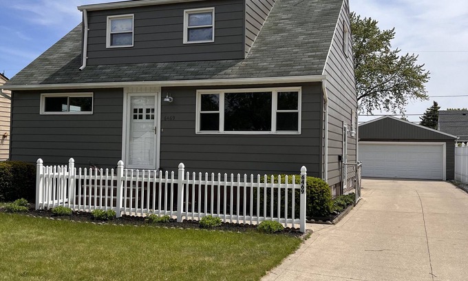 Brook Park Casa | Newly Remodeled Suburban Cleveland Cape With Game Room!