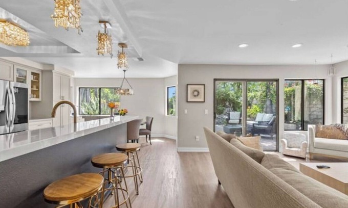 Stevenson Ranch Casa | Newly remodeled home w pool/spa