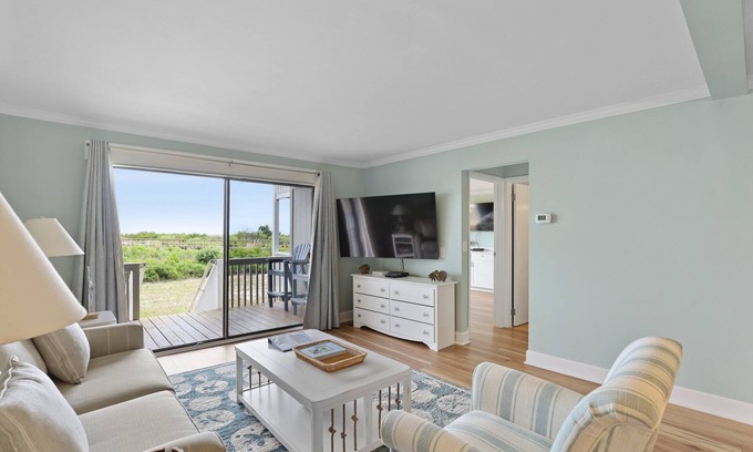 Saint Helena Island Condominio | The Salty Breeze - Ocean Front 1 Bedroom