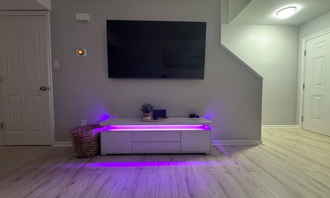 Charlotte Casa | Newly renovated 2bedroom townhome in tranquil Charlotte with WiFi, AC, and PATIO