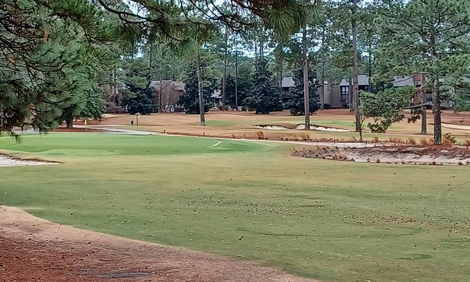 Pinehurst Condominio | Newly Renovated – 2BR, 2BA, Pinehurst #3 and #5, a skip and a hop to Clubhouse