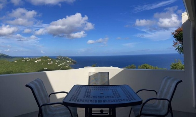 Rosendal Condominio | Newly renovated. 2BR 2BA - "A Little Vitamin Sea" with amazing views