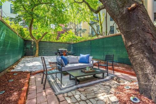 Central Park North Casa | Newly Renovated 2BR w Rare Private Backyard and BBQ