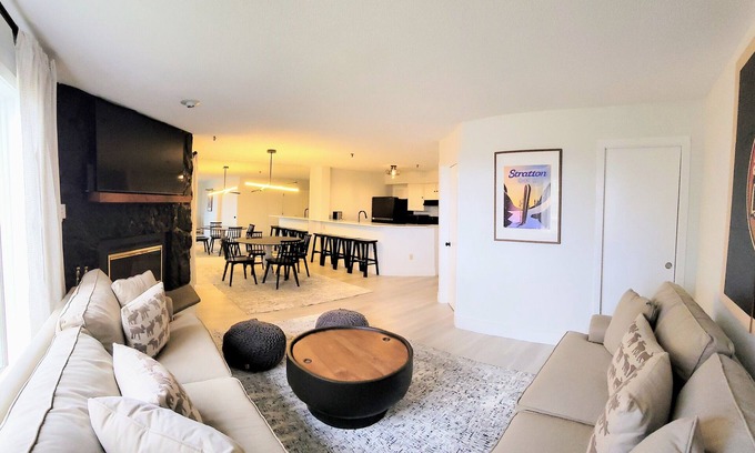 Stratton Mountain Condominio | Newly Renovated 2BR - walk to lift; walk to Stratton Village; easy parking