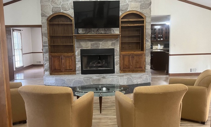 Loganville Casa | Newly Renovated 4 Bedroom Private House