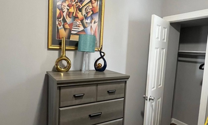 Edgewood Casa | Newly Renovated 4-bedroom, 2 bathrooms.