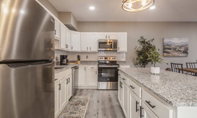 Smoketown Jackson Casa | Newly renovated 4BR CozySuites