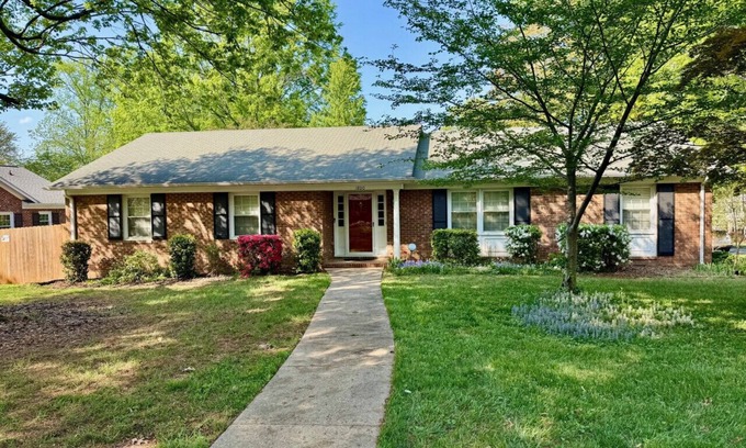 Green Valley Casa | Newly renovated 4BR Family Pet Friendly