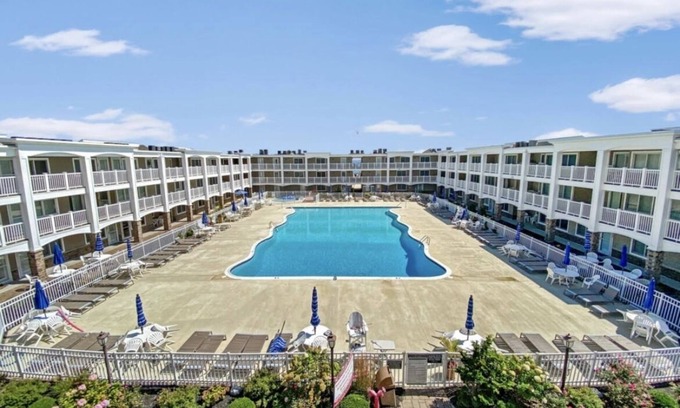 Normandy Beach Condominio | Newly Renovated, Beachfront Family Oasis with Private Guarded Beach and Pool