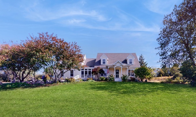 Rockport Casa | Newly Renovated Charming House with Cozy Fireplace & Outdoor Entertainment Areas