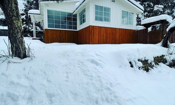 Frazier Park Casa | Newly Renovated Cozy House In The Mountains With An Amazing Backyard