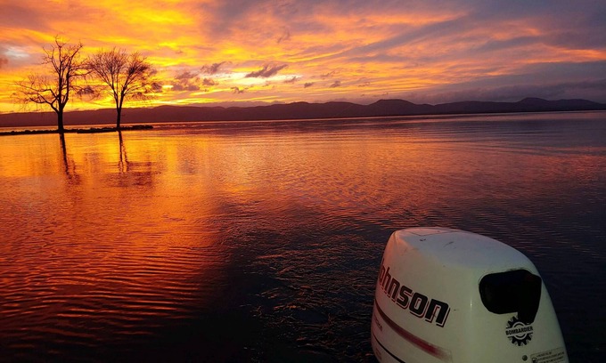 Cranesville Cabaña | Newly renovated cottage on the Great Sacandaga Lake! 30min from Saratoga Springs