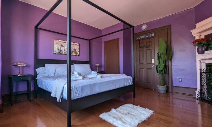 Philadelphia Casa | NEWLY RENOVATED - Historic Rowhome West Philadelphia
