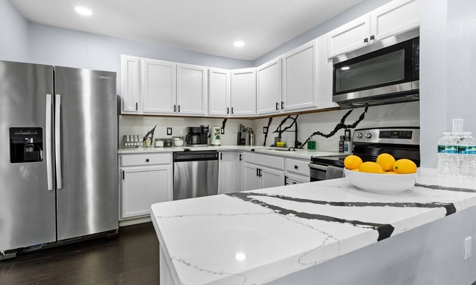Bearss Plaza Casa | Newly renovated home in Tampa short distance from amazing entertainment and food