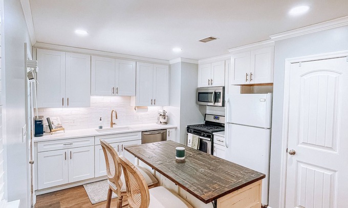 Martinez Casa | Newly Renovated House-5 miles from the Augusta Nationals