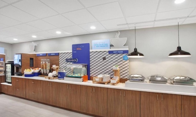 Exton Casa | Newly Renovated IHG Hotel with Free Hot Breakfast!