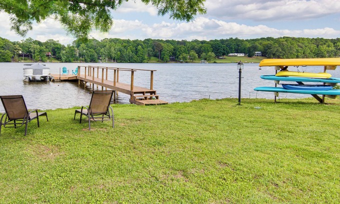 Campobello Casa | Newly Renovated Lake Bowen Home w/ Game Room!