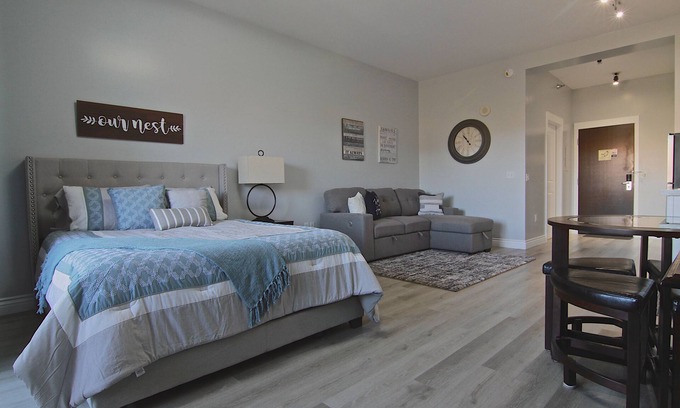Lake Las Vegas Apartamento | Newly Renovated Modern Condo
