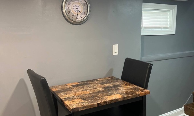 South Jamaica Apartamento | Newly Renovated One Bedroom