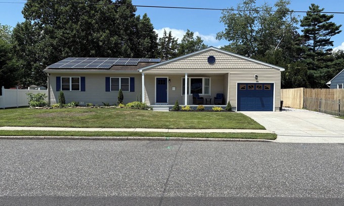 Somers Point Casa | Newly renovated spacious 4bedroom house in 5 minutes from Ocean City