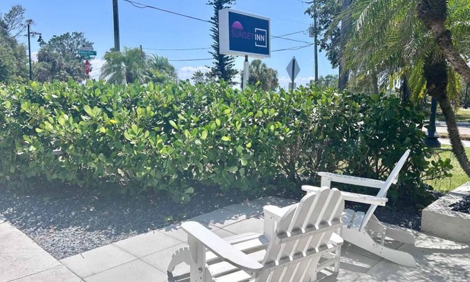 Charlotte Harbor Apartamento | Newly Renovated Charlotte Harbor - Sunset Inn #3