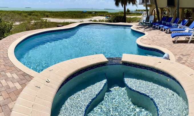Summerland Key Casa | Newly Renovated Ocean Estate- Relax and enjoy this magnifecent