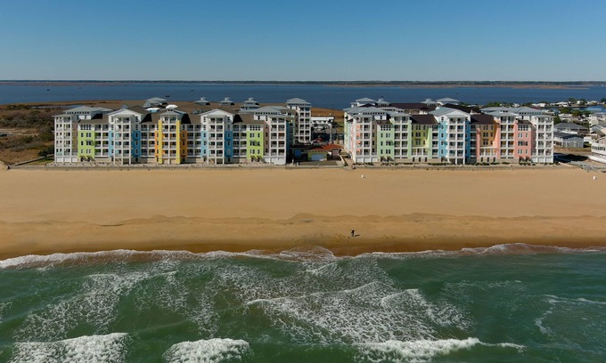 Sandbridge Condominio | **Newly Renovated and Updated***Resort Style Condo on the Beach!