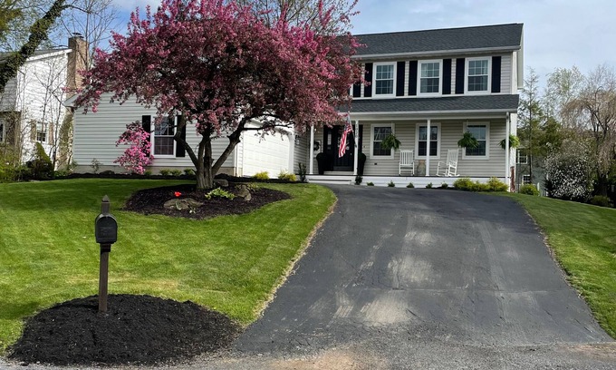 Boalsburg Casa | Newly Updated 5 Bedroom House in Quiet Neighborhood, End of Cul-de-sac location