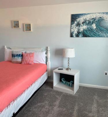 Newport Hotel | Newport Bay Motel