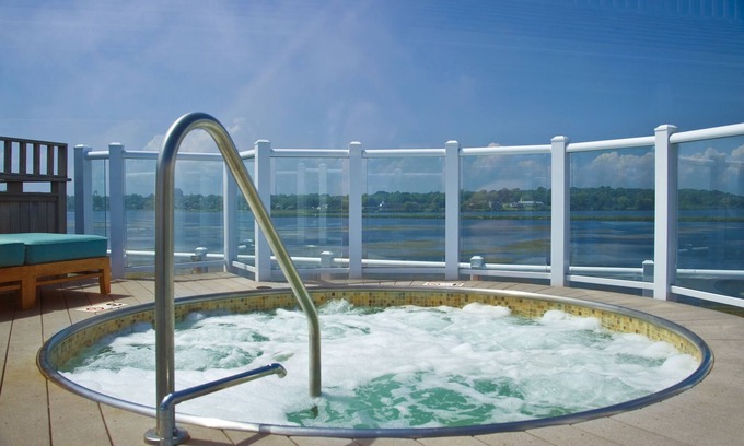 Newport Hotel | Newport Beach Hotel & Suites