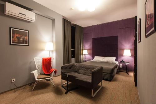 Dnipro Hotel | Newport