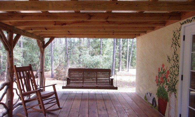 Eustis Casa | NUEVA "The Milk Barn" casa amigable para mascotas en finca.