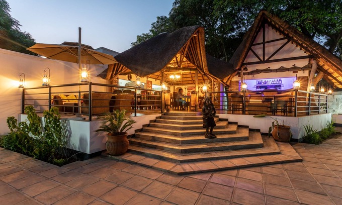 Livingstone Cabina | Ngoma Zanga Lodge