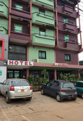 Yaounde Hotel | Ngueye hôtel officiel