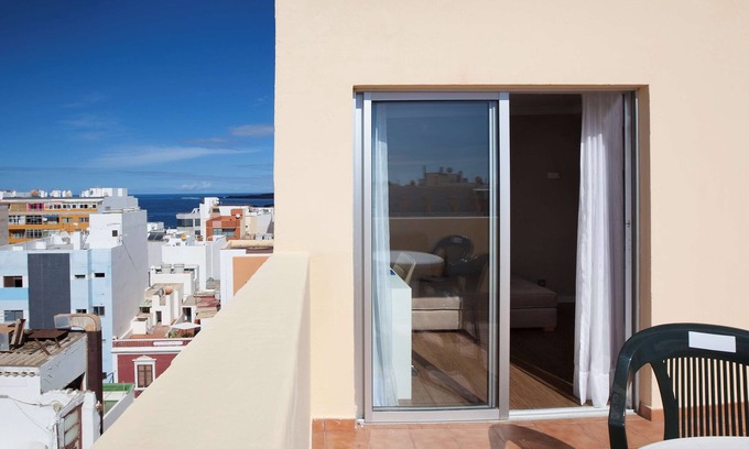 Las Palmas de Gran Canaria Hotel | NH Las Palmas Playa las Canteras