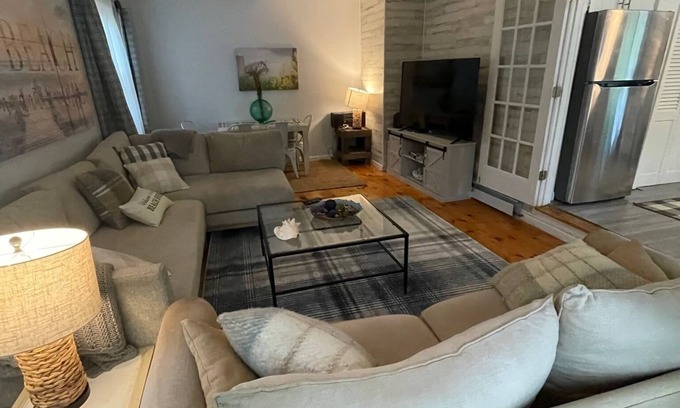 Harwich Port Casa | HARWICH PORT SPECIAL PLACE inquire about long-term