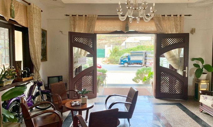 Phuong 10 Hotel | Nhat Huy Hotel