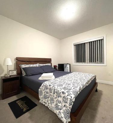 Thorold Casa | Niagara Falls BNB 15 mins away from Falls