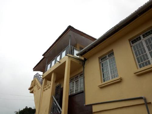 Freetown Apartamento | Nic's Inn