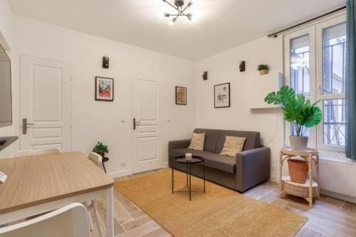 Aubervilliers Apartamento | Nice 2BR apartment for 4 people