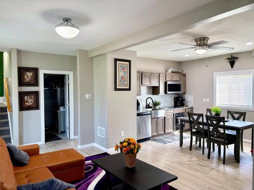 Buffalo Apartamento | Nice and cozy whole house 25min to Niagara falls